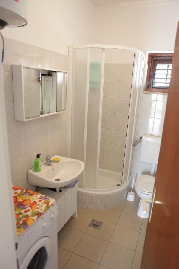 Apartments By The Sea Cove Ostricka Luka, Rogoznica - 13709 מראה חיצוני תמונה
