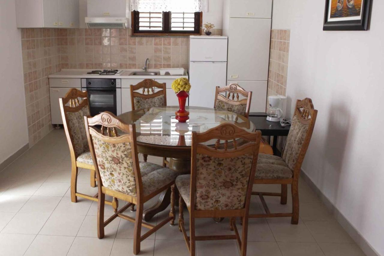 Apartments By The Sea Cove Ostricka Luka, Rogoznica - 13709 מראה חיצוני תמונה