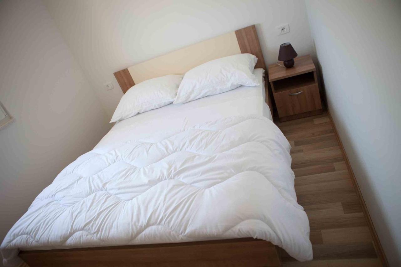 Apartments By The Sea Cove Ostricka Luka, Rogoznica - 13709 מראה חיצוני תמונה